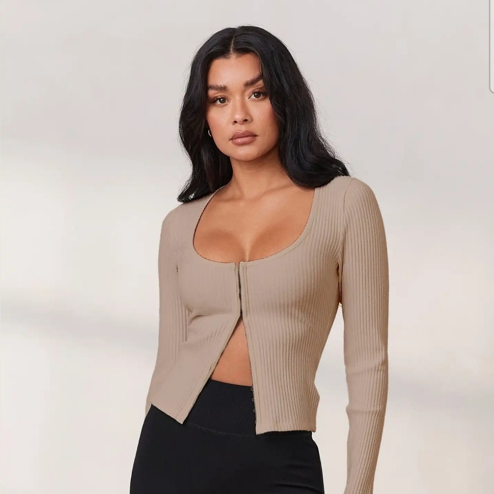 Lounge Cozy Hook and Eye Long Sleeve Tip, Oat